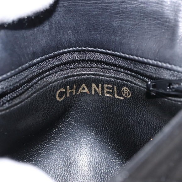 CHANEL Vintage‎ Flap Waist Belt Bag- Lambskin Black - Picture 9 of 13